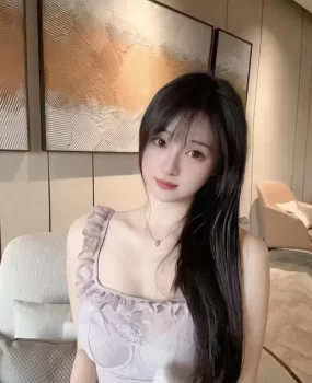 美嫩大学生下海