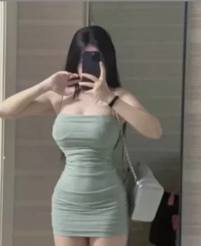 西安大胸细腰年轻美女