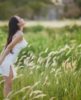 在贵阳市观山湖区附近干的美容院上班的良家QQ一四八四陆八陆七七五