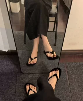 丝袜玉足美腿