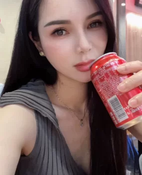 济南市章丘区世纪大道小富婆