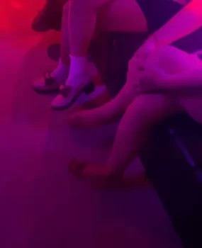 莲塘摸摸唱