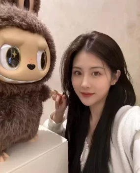 成都颜值嫩妹
