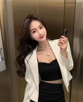 颜值超高小妹