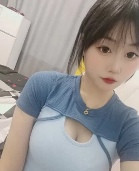 温柔性感琳琳妹妹,肤白,凹凸有致