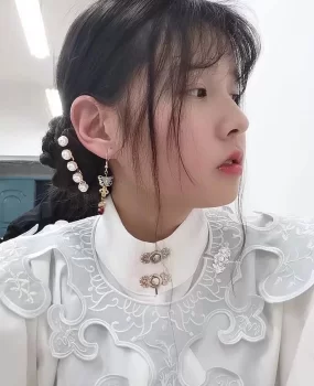 娇嫩小可爱，可以舌吻，喜欢的可以去试试