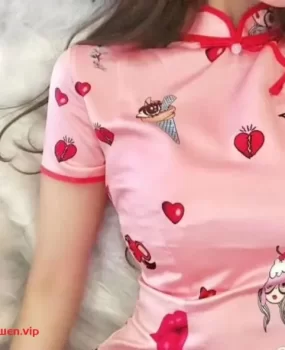 吴江惊现大奶长腿御姐可上门服务！