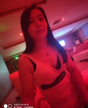 洗浴中心新来的大奶