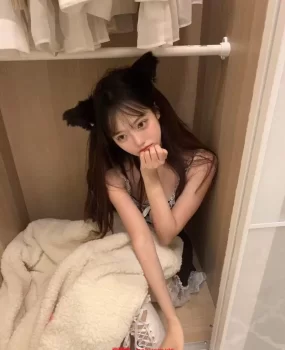 西安妙龄少女小野猫逼紧水多,胸大屁股大,让我留恋不舍现场实拍