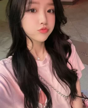 佛山在校学妹兼职,纯欲性感小妖精,会玩活好逼逼紧